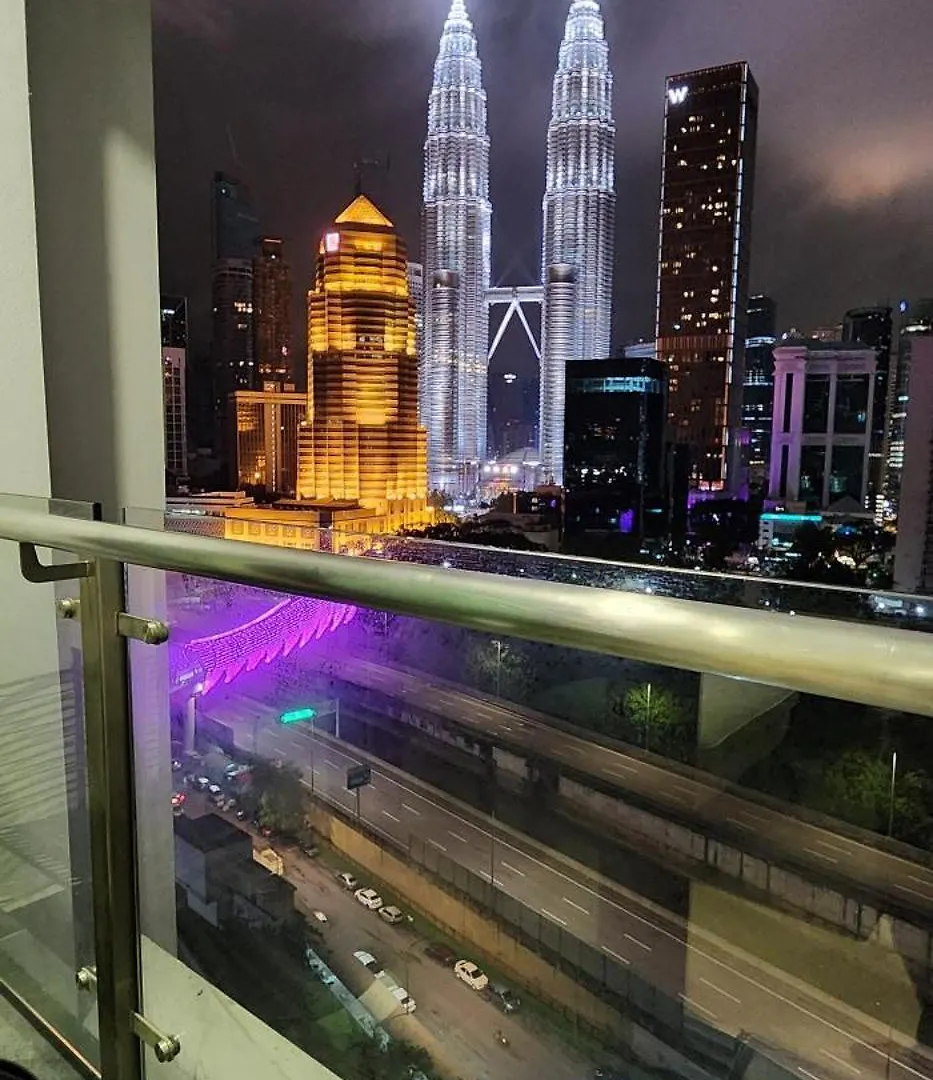 Legasi Kampung Baru Guest House By Rumahrehat Twin Tower View Kuala Lumpur Apartment