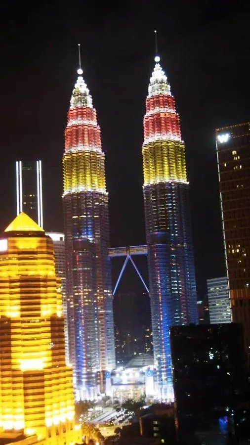 Apartment Legasi Kampung Baru Guest House By Rumahrehat Twin Tower View Kuala Lumpur Malaysia